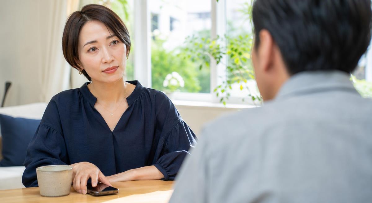 体の関係後に会おうとしないについて静かに考える30代の日本人女性